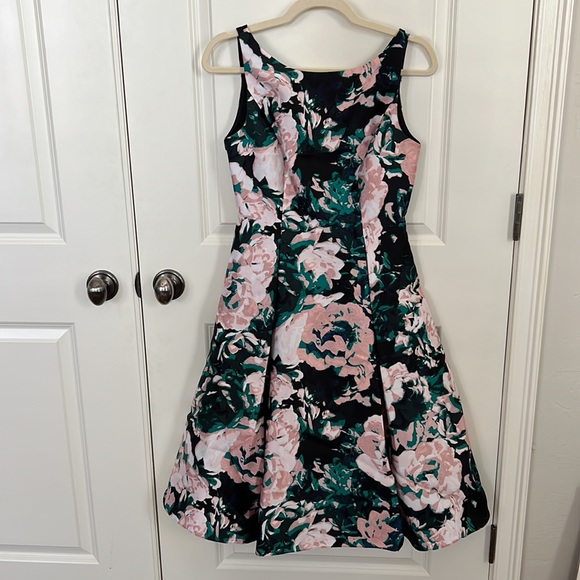 Adrianna Papell Dress - Picture 4 of 4